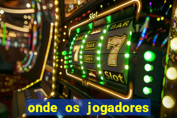 onde os jogadores do corinthians moram